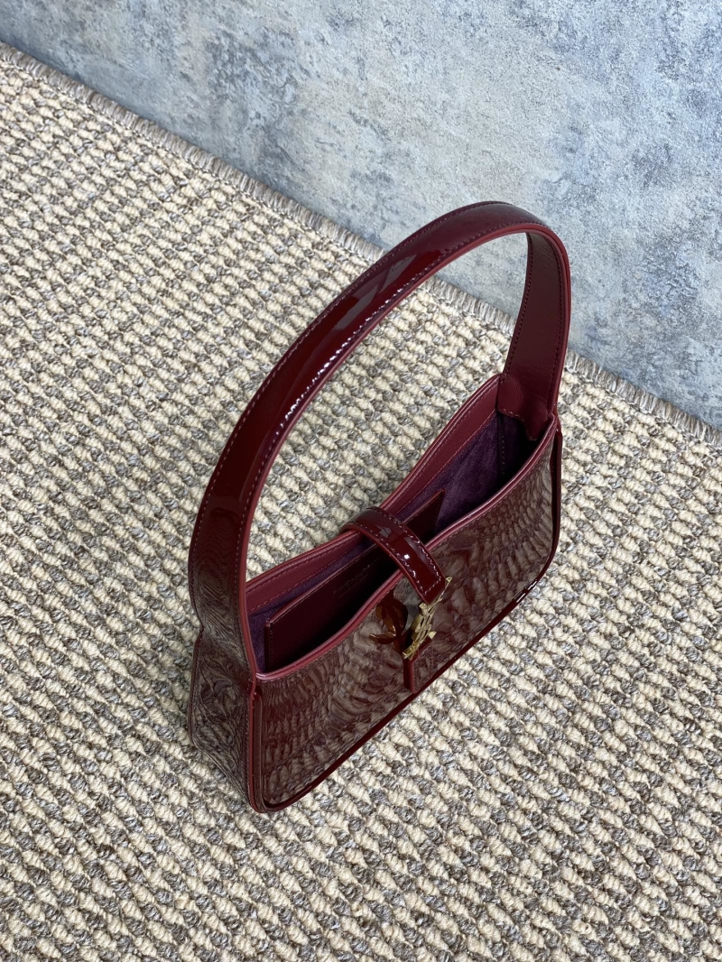 Y51 hobo bags